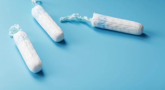 Yes, regular tampons can slightly raise your risk for developing a yeast infection; although, possibly not by much. Deodorant tampons, on the other hand, may dramatically increase your risk for yeast infections. 